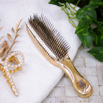 🔹ワールドプレミアムロング@shearts.brush インバス＆アウトバス両方で使えるスカルプブラシ✨シャンプー時のブラッシングはもちろん頭皮マッサージやブローにも使えて1本あると何&hellip;のInstagram画像