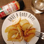 #PRモニプラ様より商品提供いただきましたノンフライなのに、カリカリに揚げたような香ばしいガーリックに、まろやかな味わいの岩塩、オニオン、ブラックペッパー、タイムなどをブレンド。おいしいの！&hellip;のInstagram画像