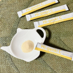 .株式会社玄米酵素さんの『Hi-genki C』アセロラ、レモン由来のビタミンCで作られています。甘酸っぱくて水無しでそのまま飲めます。とても飲みやすいです✨(以前とても酸っぱいも&hellip;のInstagram画像