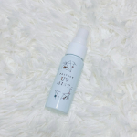 プライバシー UVミスト50です。メイクの上から使えるミストで、8種の美容液成分*配合ということなので、私は保湿したい時にも使用しています。バッグに入れておきやすいサイズなので、日焼け止め塗るの&hellip;のInstagram画像