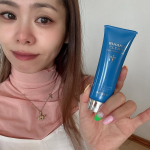 ビハククリア紫外線も乾燥と気になるこの時期。チューブ式で使いやすく、ゲルは、ずーっと伸びて肌馴染みがいいです。しっとりするのに、ハリが出るそんな使い心地も気に入ってます。この時期肌&hellip;のInstagram画像