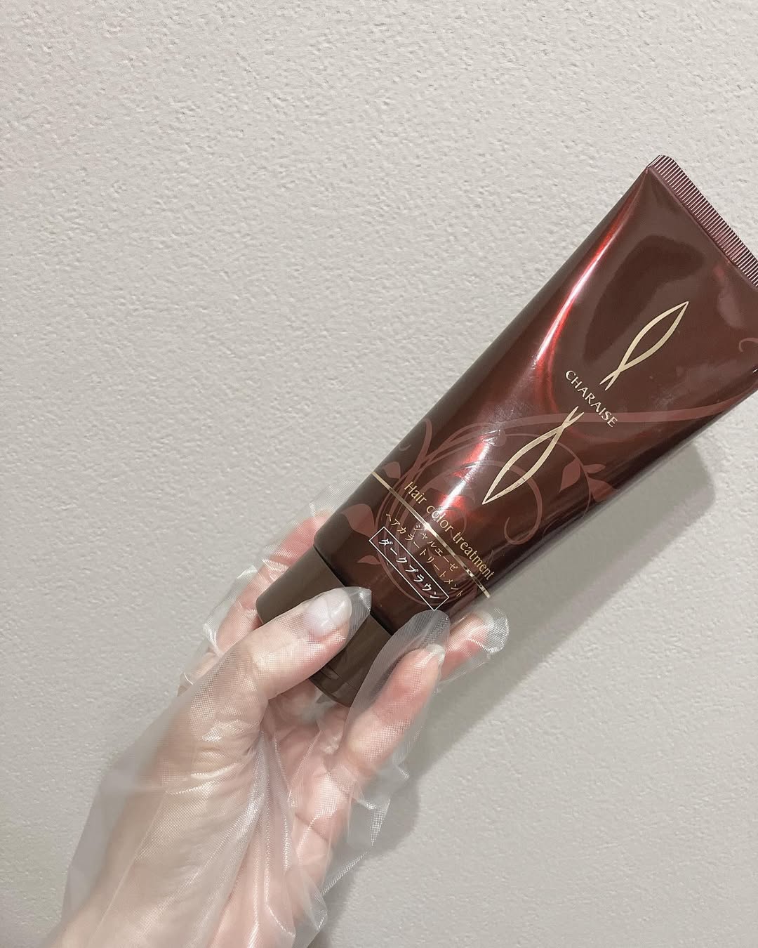 口コミ投稿：🕊️シャルエーゼ ヘアカラートリートメントダークブラウン🤎使ってみました！こめかみ…