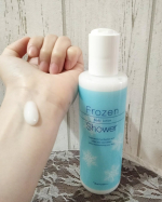 ～お風呂上がりのひんやりボディローション～&nbsp;『 MOC フローズンシャワー 』(200g) ＜ボディローション＞ ／１,１００円 のご提供を受けて投稿しています。お風呂をあがる直前の濡れた肌に塗&hellip;のInstagram画像