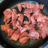 「家族の会話が弾む脂が良くのった牛たん」の画像（2枚目）