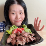 「家族の会話が弾む脂が良くのった牛たん」の画像（3枚目）