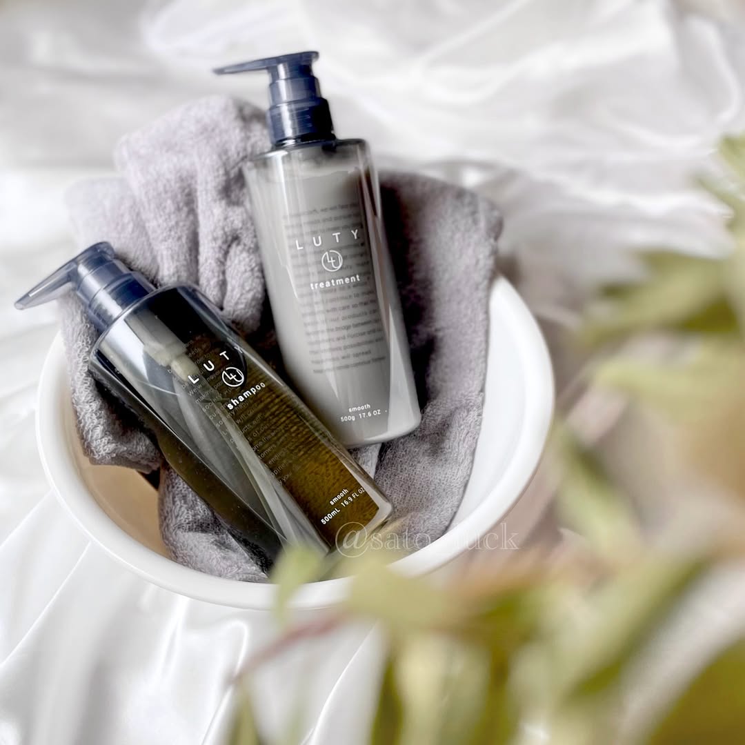 口コミ投稿：...フローラルムスクの香りが優しく香って毎日使いたくなるシャンプー&トリートメン…