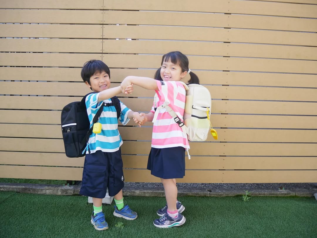 口コミ投稿：..2人で仲良く軽・開ランドセル【パッかる】をお試しさせていただきました💓