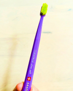 @curaproxjapan クラプロックスさまの歯ブラシCS5460.スイス生まれの天使の歯ブラシともいわれているもっちりふわふわのプレミアム歯ブラシ🪥超極細毛の5460本の植毛で&hellip;のInstagram画像