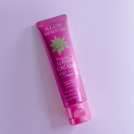.*･♡&deg;+&deg;･♡*..*･♡&deg;+&deg;･⁡モニターさせて頂きました♡♡⁡AROE MOISTURE Natural HANDCREAMのご紹介です♡♡⁡家事や仕事SNSなどでスマホを使う&hellip;&hellip;のInstagram画像