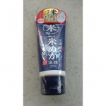 .【江戸こすめ　米ぬか洗顔】米ぬかスクラブで古い角質をオフ😆ただの洗顔じゃ満足できない人にオススメ洗顔です🙂スクラブといっても粒子は細かいので刺激感はあまりなく、心地いい程度。米由来の&hellip;のInstagram画像