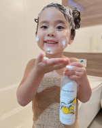 𓍯... プリモディーネ🍊なごみ炭酸スパウォッシュをお試しさせていただきました🤍🤍.とにかく泡が濃厚でもっちもち！！泡の持続力が凄すぎて洗い心地が気持ち良かった☺️「高濃度&hellip;のInstagram画像