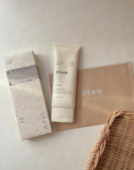 大人ニキビや肌荒れに特化した和漢洗顔BEAW. face wash 019使ってみました🤍&acute;-⁡ほんのりピンク色のクレイ洗顔ネットで泡立てると簡単にもっちりとした泡ができたよ🫧もちもちの泡&hellip;のInstagram画像