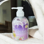 ♡💛Kiccaクリームシャンプー@kicca_afc 金木犀&times;バニラの甘くやさしい香りに癒される、泡立たない次世代ヘアケア🌿この1本でシャンプー・リンス・トリートメント・頭皮クレンジング&hellip;のInstagram画像