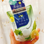 発酵アロエヨーグルト～洗うだけでつるんと透明肌へ～「洗い流すパック」くすみの原因となる古い角質や毛穴の汚れを洗い流し、透明感のあるなめらかな肌に！美味しそうな香りでパック！洗い流したらお肌&hellip;のInstagram画像
