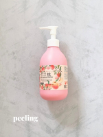 ❄︎あかすりピーリング始めました✨こちらは、果物の桃🍑の香りがするピーリング✨使い始めた時は、桃の香りがしてウキウキする程本当に良い香りなのです！そして、ピーリングはポロポロ角質が落&hellip;のInstagram画像