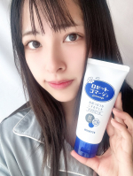 𓈒𓏸ロゼットゴマージュ クリアピール【肌も心もくすみ*&sup1;ポロポロ】30秒くるくるするだけ！お肌のザラつき・ごわつき・毛穴悩みの原因となる古い角質をポロポロ絡めとるピーリングジェル🥰ブルーカ&hellip;のInstagram画像