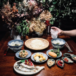 先日の夜ごはん。冷汁うどんでした😊．伊豆から帰ってきて遅くなったので、簡単に作れるごはんと思い冷汁うどんにしました。正田醤油株式会社さんからいただいた春夏限定商品「冷汁うどんつゆ」シリーズ&hellip;のInstagram画像