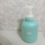 ◌𓈒𓐍𓈒 & UTA ボディソープとことん原料にこだわったボディーソープ『& UTA』！！余計なものが一切入ってない化学合成成分を使用していない新生児から使えるボディーソープ♪ふわふ&hellip;のInstagram画像