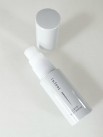 &ldquo;針(加水分解カイメン[感触改良剤)美容&rdquo;を気軽に始めたい人におすすめの美容液🩷プッシュタイプでササっと使いやすくて、テクスチャーはとろっとしたジェル状。お肌に伸ばすとスーっと馴染みやすくて&hellip;のInstagram画像