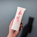 【あしらくジェルクリーム】乾燥からくる足の違和感を改善するためのクリーム。たかが乾燥、されど乾燥。荷重がかかる部分だけにトラブルが起きやすいパーツです。薄型チューブですが予想以上にたっぷり&hellip;のInstagram画像