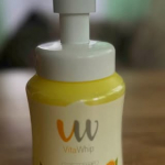 🫧🫧🫧ピタホイップ 洗顔フォームシャワーシトラスの香り🍋⁡ふわっふわの濃密泡が気持ちいい〜✨たっぷりモコモコ泡で朝の洗顔が楽しみに🌿シャワーシトラスの香りも爽やかで眠気もスッキリ。柑&hellip;のInstagram画像