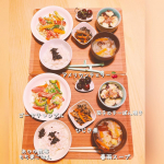 今日の夜ご飯🍽️メインは、ゴーヤチャンプル☀️この夏初めてのゴーヤ美味しかったー😋子どもたちは、ゴーヤはちょっと苦手みたいだけど、スパム大好きだから、一緒だとパクパク完食してくれます😁今日のゴーヤ&hellip;のInstagram画像