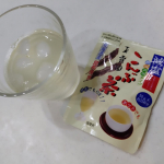 減塩こんぶ茶🍵昔から私も大好きなこんぶ茶🍵昔から昆布は縁起のよい食材だそうです❣️ お湯にサッと溶かすだけでこんぶ茶が出来上がりでとっても簡単でとっても美味しいです🥰もちろん冷たいお水&hellip;のInstagram画像