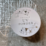 PRIVACYさんのメイクの上から塗り直せるUV 夏に安心SPF５０＋PA＋＋＋＋です♡  おしゃれなパウダーケースにふかふかパフがついております。 見た目は薄いベージュです&hellip;のInstagram画像