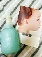 🛁 baby skin care diary⁡最近のお風呂タイムに仲間入りした「& UTA」のボディソープ𓂃🫧⁡赤ちゃんの肌にも使えるやさしい処方に惹かれてお迎えしてみたら、これが大正解♡⁡&hellip;のInstagram画像