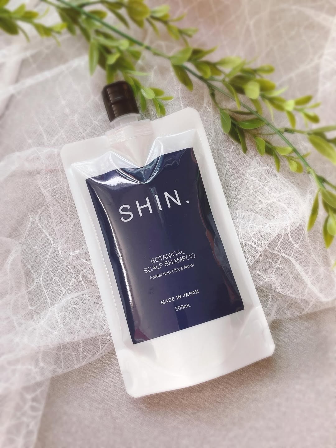 口コミ投稿：男の頭皮の悩みはこの1本でOK🌿🧴✨ジメジメした夏もスッキリ爽快に洗い上げ🫧👏✔️シャン…