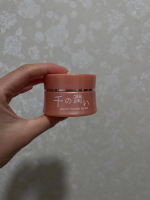 まるで美容液の温泉に肌を浸してるみたい。＼千の潤い、ひとしずくに凝縮。／最近のお気に入りは【タウリフトパワーセラム】。肌にすっとなじむテクスチャーで、乾きがちな季節でも「ピンッ」としたハリ感&hellip;のInstagram画像