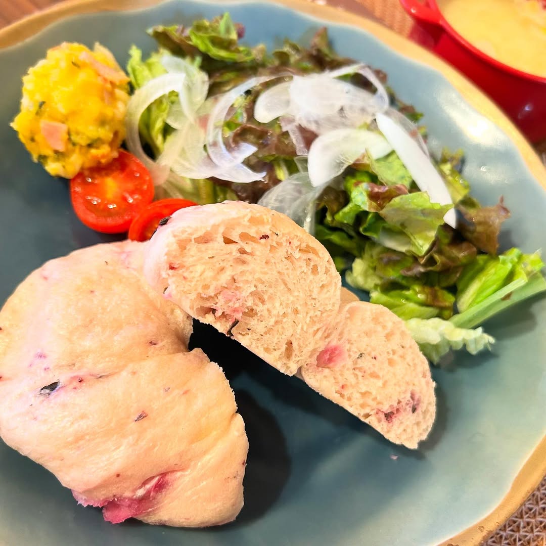 口コミ投稿：KAMOGAWA BAKERY（カモガワベーカリー）様の『北海道産小麦100％ おまかせベーグル🥯…