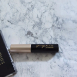 𓂅𓏲┈┈┈┈┈┈┈┈┈┈┈┈┈┈𓏲ボニーラッシュ プレミアム𓏲┈┈┈┈┈┈┈┈┈┈┈┈┈┈𓏲まつ育アイテムとして今回使い始めた「ボニーラッシュ プレミアム」まず印象的なのはシックで&hellip;のInstagram画像