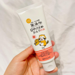 無添加　日やけ止めミルク　チューブタイプ☑️ノンケミカル処方で無添加の安心日焼け止め☑️spf３５　PA➕➕➕石鹸メーカーが考えたお風呂でさらっと日焼け止めが落ちるので楽チンでケアできます&hellip;のInstagram画像