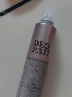 脇用の炭酸ソープを使ってみました。香りはシトラス系でさっぱり。シュワっとして、プチプチ言わなくなるまで優しく脇を撫でて洗います。洗い上がりはさっぱりします！私は少し刺激を感じたので、お肌が弱い&hellip;のInstagram画像