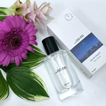 tonari オードトワレ 30ml am00:00@2wayworld時間ごとのイメージを香りで表現した香水、tomari（トナリ）✨全6種類の香りの中から今回使ってみたのはam0&hellip;のInstagram画像