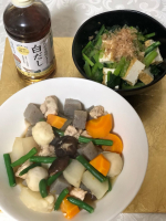 白だしを使っていろいろなものをつくってみました。白だしは色々な料理特に和食に使えるのがとても便利です。この商品は専門病院と老舗醸造の共同開発という事で色々なものに使えますが、基本的な筑前煮に使&hellip;のInstagram画像