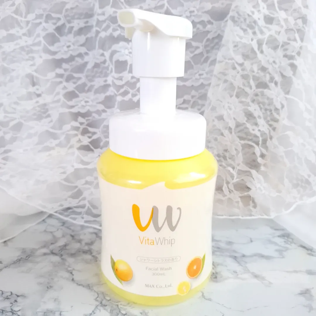 口コミ投稿：.ホイップのような泡が気持ちいい泡洗顔✨✓�5種類のビタミン(整肌成分)がお肌のキメを…