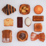 .全国のおいしいパンと出会える【ぱん結び】で愛知・名古屋のシャルムベーカリー・ポンシェさんの《デニッシュと焼菓子の小箱》をお取り寄せ🧺✨外はさっくり、中はしっとり。デニッシュの層も繊細で&hellip;のInstagram画像