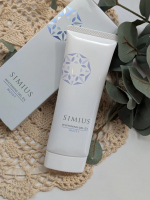 30代も後半になって、目元のそばかす？シミ？が気になってきたので「シミウス」使ってます👌名前がわかりやすくていいですよね笑オールインワンなので時短で助かる&hellip;！子供とお風呂上がるとパパっとつ&hellip;のInstagram画像