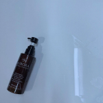 🧸⁡aurora shampoo . 🧴⁡⁡しっとり洗い上がる感じがぱさぱさ髪のわたしにとって⁡最高にありがとうでしかない&larr;⁡⁡匂いも感じないくらいであま~いにおいが好きじゃな&hellip;のInstagram画像