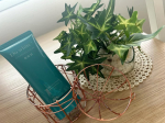 最近クレンジングで使っているのが薬用天然クレンジング Do White+ チューブタイプこちらは・透明感を出してくれる3種の成分が配合敏感肌にも優しい・合成着色料・合成香料・鉱物油・&hellip;のInstagram画像