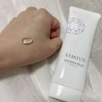 SIMIUS 薬用ホワイトニングジェルＥＸ　モイスト　　（しっとり）⁡W美白有効成分※がシミの根本にアプローチ！これ1本でシミケア・保湿・エイジングケア※2を叶えるオールインワンジェル⁡※&hellip;のInstagram画像