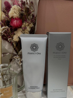 #pr #パーフェクトワン毛穴対策にクレイを使ってみたくて、パーフェクトワンの新しいホワイトニングクレンジングパックに挑戦！ねっとり濃いクリーム状のクレンジングパックですが、伸びが凄く良い✨そ&hellip;のInstagram画像