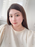 .2weekのカラコン久々に使うけど目の疲れもあんまりでんし硬くなくて使いやすい✨✨ナチュラルに使えるから結構好き🐰💕#PR #オンラインコンタクト #エンジェルアイズ #angeleyes&hellip;のInstagram画像