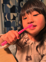 @curaproxjapan の歯ブラシ🪥をまたまたモニターさせていただきました！(すごく前なのになぜか投稿すっかり抜けてた&hellip;ほんとすみません😅)娘は毎回何色が来るかと楽しみにしていて今回は&hellip;のInstagram画像