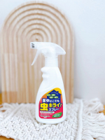 ..屋内外で使える！【 家中どこでも虫キライスプレー 】天然由来の成分を使用し網戸やサッシ、ベランダなどに吹きかけるだけの虫除けスプレー🫧.#PR #ウッディラボ #家中どこ&hellip;のInstagram画像