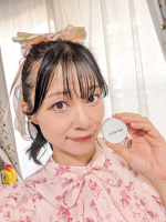 今日から43歳だよ〜👍そして今日アイドルダンスの発表会💕まだまだアイドル続けるよ(笑)少しでもかわいくきれいにステージに立ちたいこの日に新しいメイク用品を使ってみました‼️化粧下地なんで&hellip;のInstagram画像