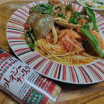 クレイジーガーリックをモニターしました🎶 ガーリックの風味がきいた調味料で、炒め物やパスタに大活躍！ 岩塩とガーリック、スパイスがブレンドされていています✨簡単レシピ① ゴーヤ炒めゴーヤをオリ&hellip;のInstagram画像