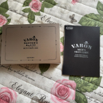 、贅沢オールインワンセラム新発売VARON マスターズブレンド＜ミニボトル＞大人の男性向けのスキンケア🖤肌のかさつきもシワもこれで良くなったらいいね🕊、、、てなわけでfatherに使&hellip;のInstagram画像